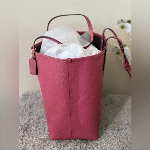 COACH Reversible Brown/Old Rose Signature Coated Canvas Leather City Tote - Picture 13 of 15
